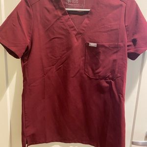 Figs scrub top xs